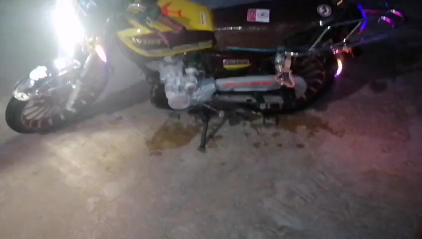 السلام عليكم موطور سونك موديل 25 للبيع ويرهم مراوس
دبل صوج بصمه تشغيل عن بعد
منفيس 
محرك ما مضروب صبانه
ادفع سعر عجبني ابيعك 
مكاني الجواعنه 
***********
