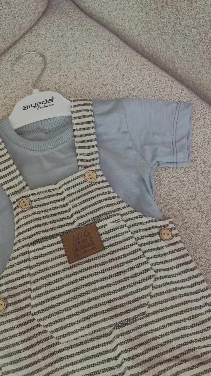 اوفر ولادي 
قطعتين متوفر بلونين 
القياسات من1_3 سنوات 
السعر. 20,000

للطلب دايركت✅
 ‪‪‪‪‪‪‪@koko__baby9‬‬‬‬‬‬‬ 
لأجمل ملابس أطفال 
من اجل اناقة أطفالك اخترنا 💕

التوصيل لجميع محافظات العراق ✅ بغداد 5,000 ومحافظات5,000
في حال اختلاف الطلب ارفض الطلب بوجود المندوب 
#ملابس #اطفال #العراق⁩⁩⁩⁩⁩⁩⁩⁩⁩


**إذا كنت صاحب هذا الإعلان وتريد حذفه لأي سبب، رجاءا أرسل رسالة إلى الدعم الفني**