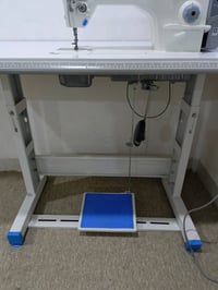 ماكينة خياطة جاك • شبه جديدة • دهوك ماسيكي