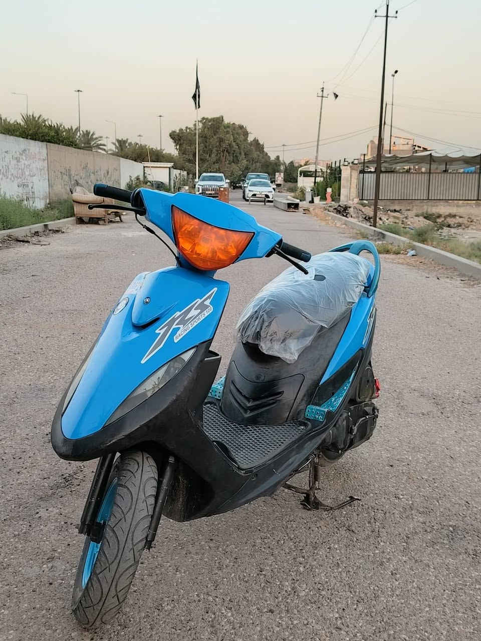 السلام عليكم دراجه ماكس عدله مكينه ناعمه ما مفتوحه نكره سلف دراجه خير من الله بيه اوراق اوصوليه تراجه بيه تزوين
صدر خلفي وصدر امامي بيه كلجات رياضيه وبيه دبلات خلفيه وقبق فلاوين وقطره مال دهن بيه بعد اشاي دراجه تخبل وكهربائي كله شغاله سعر 800 وبيه مجال حك اجيه رقم التوصل ***********
السلام عليكم دراجه ماكس عدله مكينه ناعمه ما مفتوحه نكره سلف دراجه خير من الله بيه اوراق اوصوليه تراجه بيه تزوين
