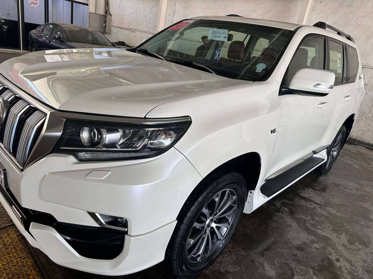 سلام عليكم ورحمة الله وبركاته
اللهم صل على محمد وال محمد
برادو سبعينية 2022 أربيل
جديدة جدا جدا ومكفولة كفالة عامة بعدها بالنايلون 
6 اسلندر 4000
ماشية 45 الف 
كراسي كهرباء
كشنات جلد
سلايت
مواصفات كثيرة
موجودة بغداد
الكرخ
لاستفسار ***********
