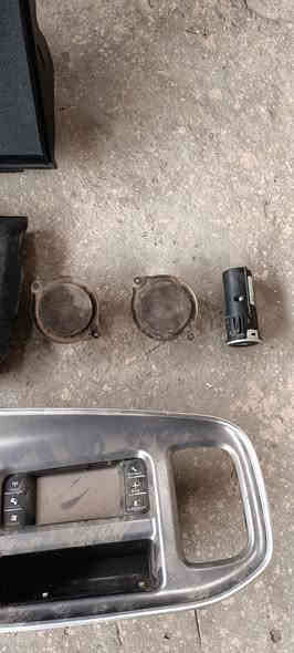 السلام عليكم.اغراض دشبول جارجر من موديل 11 الي 14 البيع اغراض تفصيخ اشتريت دشبول كامل اخذ فقط القطعه الخارجيه والباقي ما محتاجهن الي ياخذهن كلهن بسعر الي يعجبه اما إذا قطع بسعر مناسب تواصل خاص او *********** البصره
