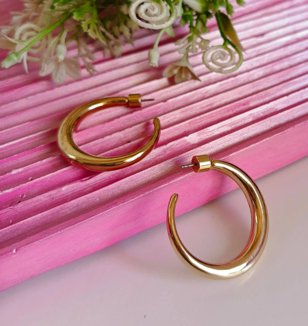 اكسيوارات اي قطعه الف
يوجد توصيل جميع محافظات العراق 🚖


**إذا كنت صاحب هذا الإعلان وتريد حذفه لأي سبب، رجاءا أرسل رسالة إلى الدعم الفني**