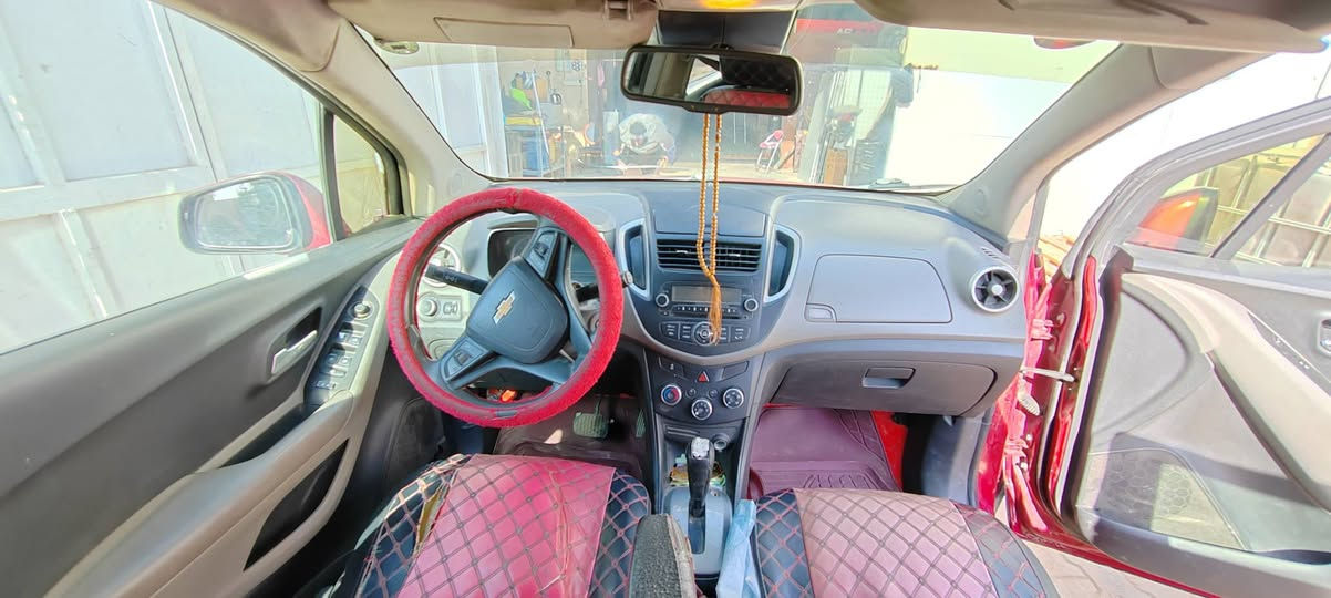 شوفرليت تراكس ضربة بنيد والجنة السعر ٩٥ورقة
*********** النجف, العراق
