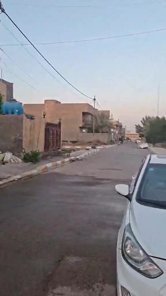 السلام عليكم
يوجد داد للبيع حي الغدير خلف مدرسه ابو طالب 

مقابل ساحه خضراء للستفسار اتصل على رقم الموجود 

*********** البيت جاهز من كل شي مساحه 125
