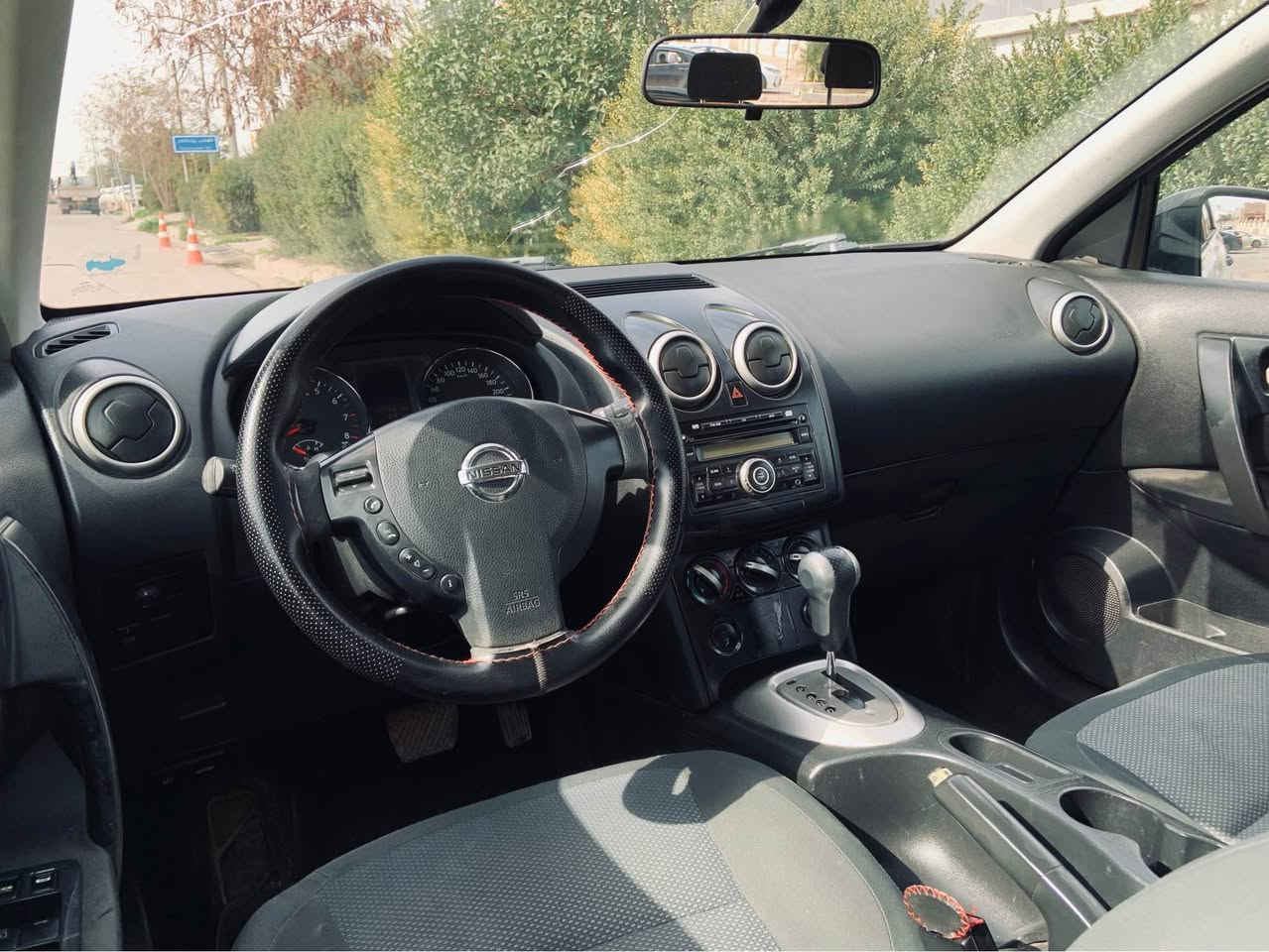 نیسان قەشقای ٢٠١٢ 
سەیارەیەکی پاک و جوان و بێ نەقسە 
بێ بۆیاغ تەنها ٢ شوێنی بچوکی تەحدیلە 
مواسەفات S 
چوار تایە و ویلی نووێی بۆ بەستراوە 
هەموو شتی جایزە گێر مەکینە تەقە و رەقە هەمووی بەشەرت 
مەکینەی نەکراوەتەوە 
مەکینەی 2.0 چوار پستنە
سەنەوی و رەقەم و هەموو شتی نوێیە
بەناو کردن بەشەرت   

سحری ١١٧ و مەجال 
📞; 0️⃣7️⃣5️⃣0️⃣    4️⃣6️⃣3️⃣       4️⃣4️⃣9️⃣2️⃣ أربيل, العراق


**إذا كنت صاحب هذا الإعلان وتريد حذفه لأي سبب، رجاءا أرسل رسالة إلى الدعم الفني**