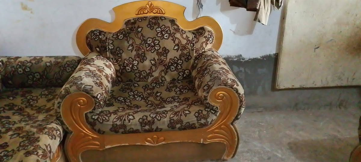تخم كلش نضيف  رايدته ب150 الف وبي مجال  واتساب***********
