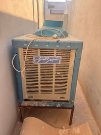 مبردة كهربائية • نظيفه • شغالة