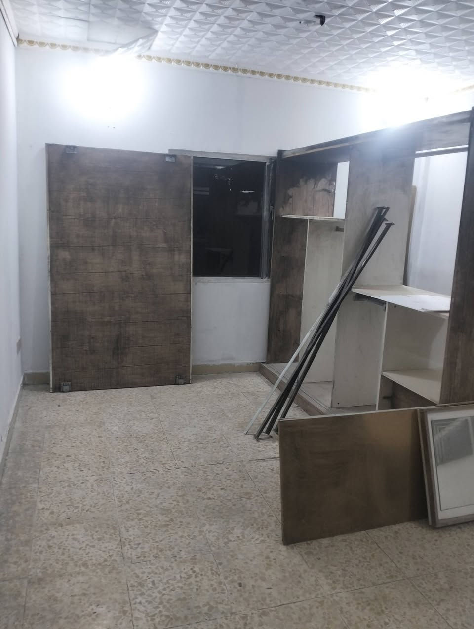 شقة للبيع بعمارات الشموخ عمار 2شقة 6 الشراي يجي خاص ***********
