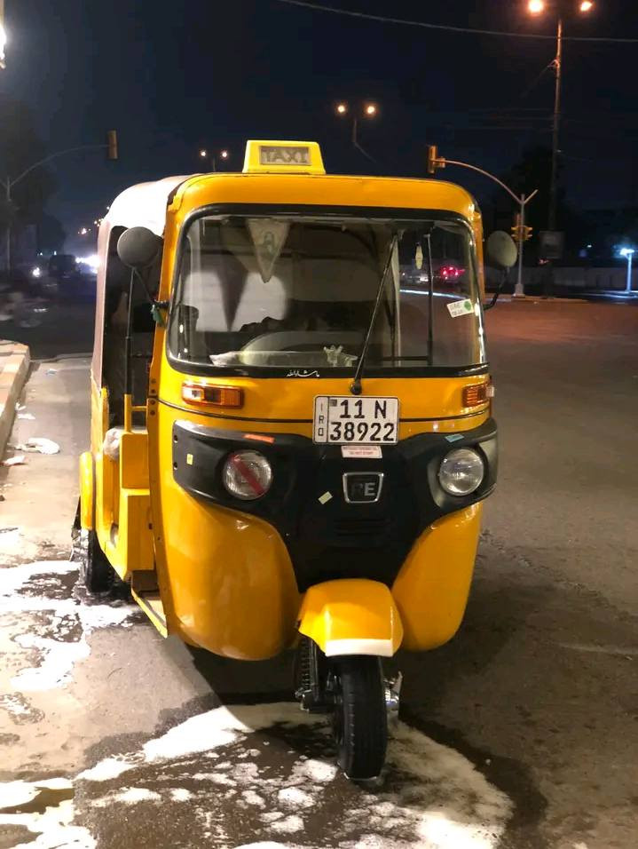 السلام عليكم تكتك للبيع 2020 رقم وسنويه المكان بغداد مدينت الصدر السعر 5 و700وبيها مجال قليل للشراي***********
