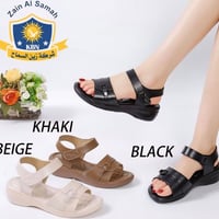 جديدنا اليوم ..  صندل لزكه   طبي خفيف جدا مريح بالبس   الوزن  صفر  0 🔥...