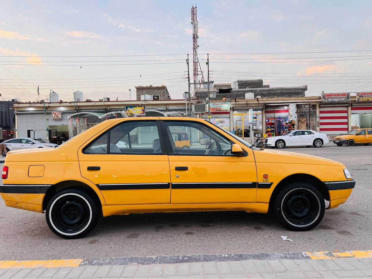 سلام عليكم بيجو 405 بصره تحويل ثاني يوم 

كفاله عامه من الضربه والتبديل 
مكينه گير تبريد حداده تخم تاير جاهزه سياره من كلشي 
السعر:44
للأستفسار الاتصال على الأرقام

‭٠٧٨٣ ٢٩٨ ٨٣٥٥‬

0770 557 6715 البصرة, العراق
