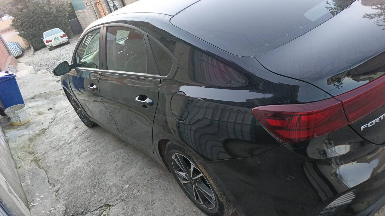 سلام عليكم رمضان كريم
للبيع كيا فورتي 
موديل 2024
سيارة كلين يعني بدون صبغ
مواصفات معروف
ماشيه 26الف ميل
بدون صبغ بدون باردشرط
محرك دوش 
رقم كاتي
رقم شاصي موجود مع صورة
ايرباك استرن بس مرجع بلاي
سيارة جديدة بدون اي ملاحظه
شرط فحص
السعر 145ورقه 
للبيع او مرواس حساب القناعه
***********واتساب موجود موصل, نينوى
