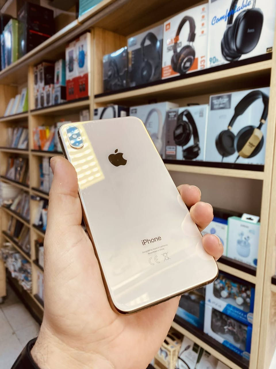 📱 يتوفر جهاز  أيفون اكس ماكس
🔹 الذاكرة: 64 G
🔹 البطارية :78 
🔹 الحالة: مبدل شاشة (3 خيارات )
🔹 الملاحظة: بدون فيس ايدي
💰 السعر:  165 الف 

📍 الموقع:
مكتب الشمس للموبايل
مفرك السدة / عمارة الفراشة
مجاور قاسم الريماس للنراكيل

✨ تابع ستوري الصفحة يومياً — تتوفر أجهزة مستخدمة باستمرار


**إذا كنت صاحب هذا الإعلان وتريد حذفه لأي سبب، رجاءا أرسل رسالة إلى الدعم الفني**