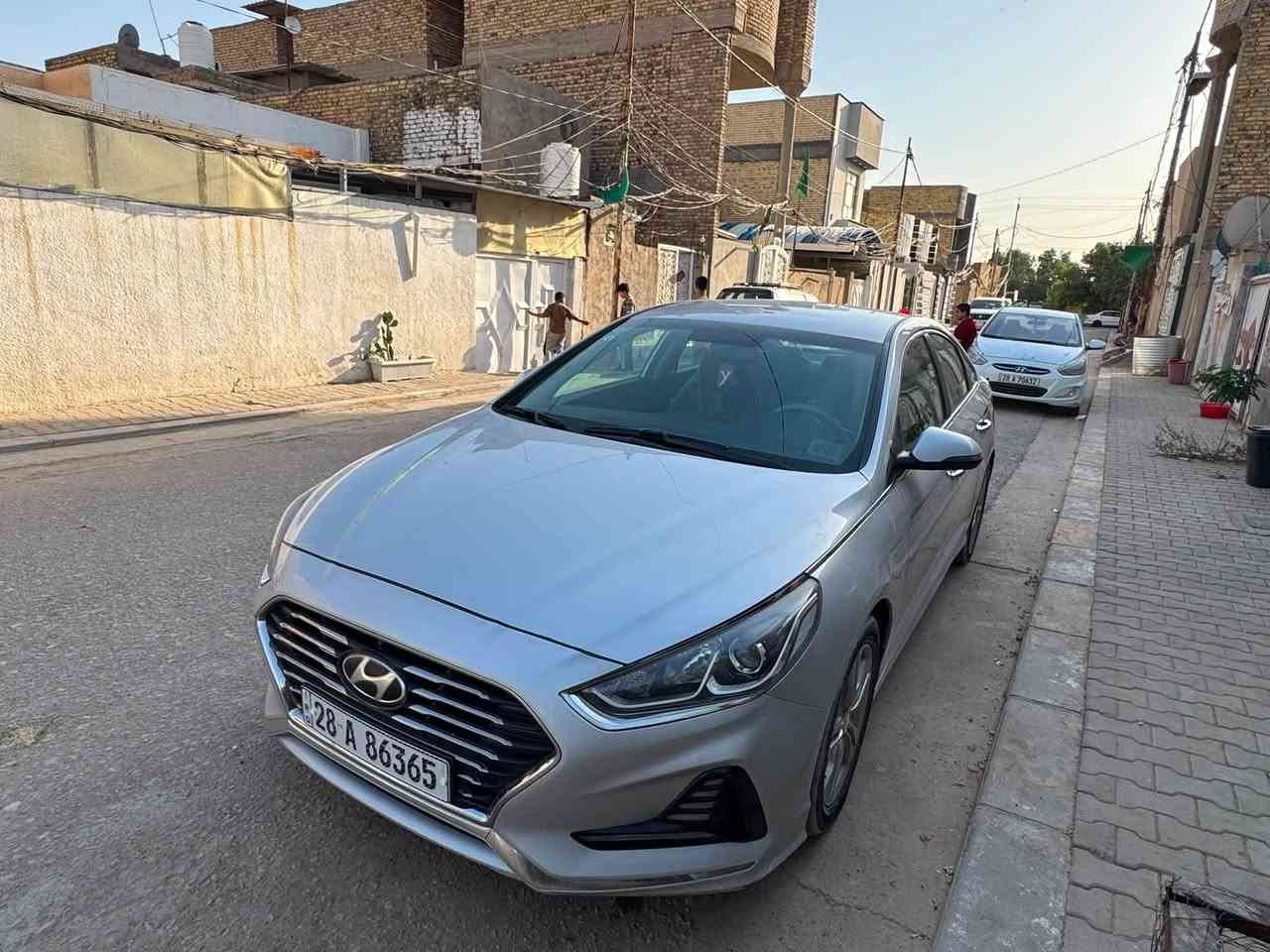 السلام عليكم
سوناتا 2019 وارد امريكي السياره جاهزه كير مكينه حدادية تخم تاير تبريد جاهزه مجهزه رقم نجف هزة جديدة باسمي سعر خاص او اتصل وبيك خير ودلل ***********‬
