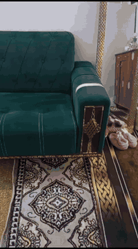 السلام عليكم تخم قنفات 7مقاعد للبيع استعمال قليل تفصال تكمه نظيف كلش السعر 350 وبيه مجال العنوان سكينه شارع المكاتب فرع سيد صادق المترفي للعقار ***********
