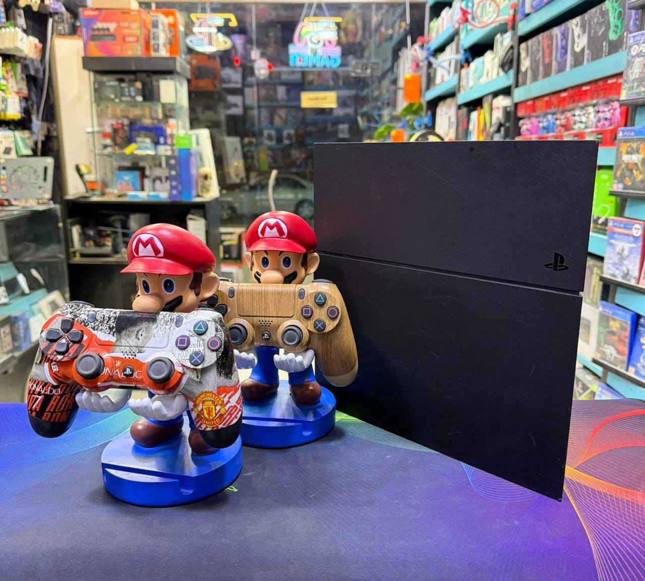 🎮 للبيع: بلي 4 مهكر FAT الطافي  "نظافة 💯 💯 " + هارد 500 داخلي + 500  متروس ألعاب 🎮
الجهاز باله أوربي  ونظيف جداً  مهكر وجاهز لك ستيكر 
المواصفات:
✅ النظام: مهكر (نظام 12.52) تنزل أحدث الألعاب 
✅ الخزن: 500 كيكا داخلية + هارد خارجي 600 (المساحة الكليه 1T 
✅ الألعاب: محمل بأقوى الألعاب (PES 26، GTA V، وغيرها هواي). العدد 15 لعبه 👍 👍 وإذا تريد ألعاب  حسب الطلب 
✅ الملحقات: جوستكات عدد 2 🎮 🎮 
السعر 295 الف فقط 🔥 🔥 🔥

👈👈 للطلب والاستفسار مراسلة الصفحة 👉👉
🌞🌞🌞 الشمس للألكترونيات والألعاب  🌞🌞🌞

PS5🔹️PS4🔹️PS3🔹️360🔹️XBOX🔹️PC🔹️
🎮 اجهزة العاب
🎧 اكسسوارات
📀 اقراص العاب
💸 بيع & شراء & مراوس
⚙️ صيانة جميع اجهزة الگيمنك والجويستك وال PC
💾 تنزيل الالعاب لكافة الاجهزة
ps3-ps4-xbox360-xbox series

🌞🌞🌞 تابع الصفحة لمعرفة أخر العروض 🌞🌞🌞

🕒 اوقات العمل يومياً من الساعة ال9 صباحا ولغاية الساعة 11 ليلاً

📲  واتساب - ***********  📞📞

     🚖🚖 يتوفر توصيل لجميع محافظات العراق 🚖

 عنوان المركز/ بابل الحمزه الغربي /قرب فلكة الساعه 
✔️ ✔️✔️ مجاور شاورما ابو العبد  ✔️✔️✔️👇👇 تابع الصفحة لمعرفة أخر العروض والتحديثات 👇👇
