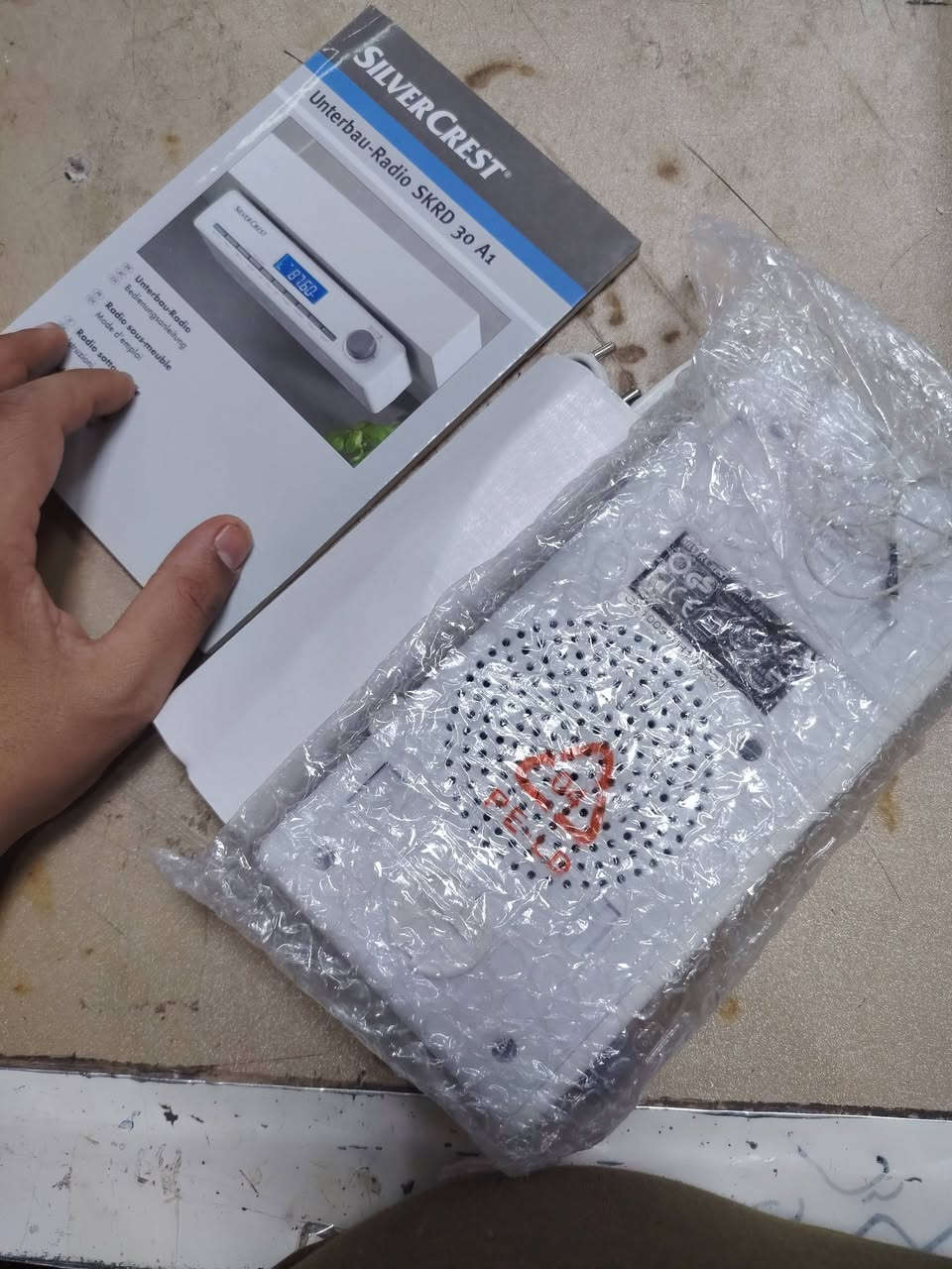 راديو سلفر كرست الماني جديد غير مستخدم نوعيه راقيه مع كامل ملحقاته للبيع السعر 20 الف مع توصيل لكافة محافظات العراق


**إذا كنت صاحب هذا الإعلان وتريد حذفه لأي سبب، رجاءا أرسل رسالة إلى الدعم الفني**