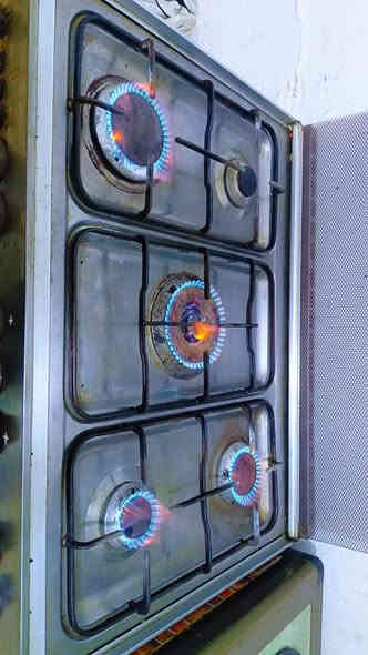 طباخ للبيع
العنوان المقدادية قرية السلامة
***********
