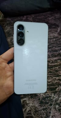 سامسونج اي56 • اخو الجديد • ملحقات كاملة