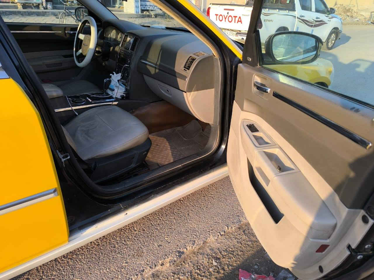 السلام عليكم اوباما 2010 اصل رقم بغداد جديد شرط التحويل تخم تاير حداديه امامي خلفي جديد داخل جلد سياره جاهزه ضرر جاملغ خلفي مكاني واسط السعر125 استفسار ***********
