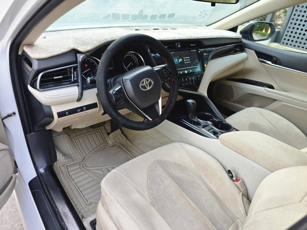 Toyota Camry 2020 Le ***********
ڕەنگ سپی سەدەف . مواسەفات . شاشە . کامێرا . حاسە . برێک بەسمە . ناوزەرد . کامل گاعی تێگیراوە . سفری شەریکەی جیهان 2 بەسمەی لەگەڵا . گێرو مەکینە بەشەرت . 2پەڵا پیدی ئار  2پەڵا بچوک بۆیاخ هەیە .
سعری 195$$ 
شوێن سلێمانی السليمانية, العراق
