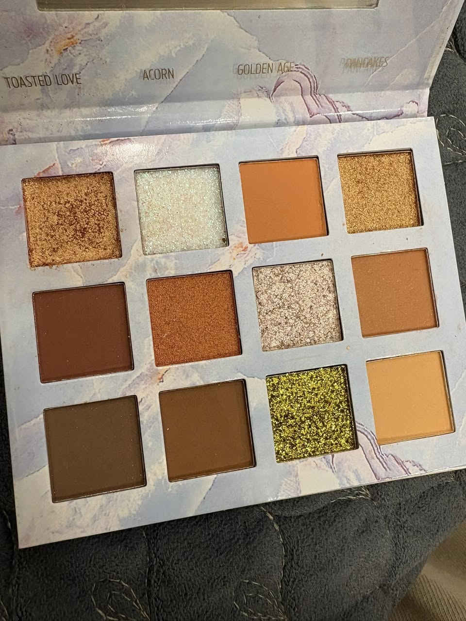 مكياج اصلي باركود القطعه من ٢-٣-٤ توصيل متوفر


**إذا كنت صاحب هذا الإعلان وتريد حذفه لأي سبب، رجاءا أرسل رسالة إلى الدعم الفني**