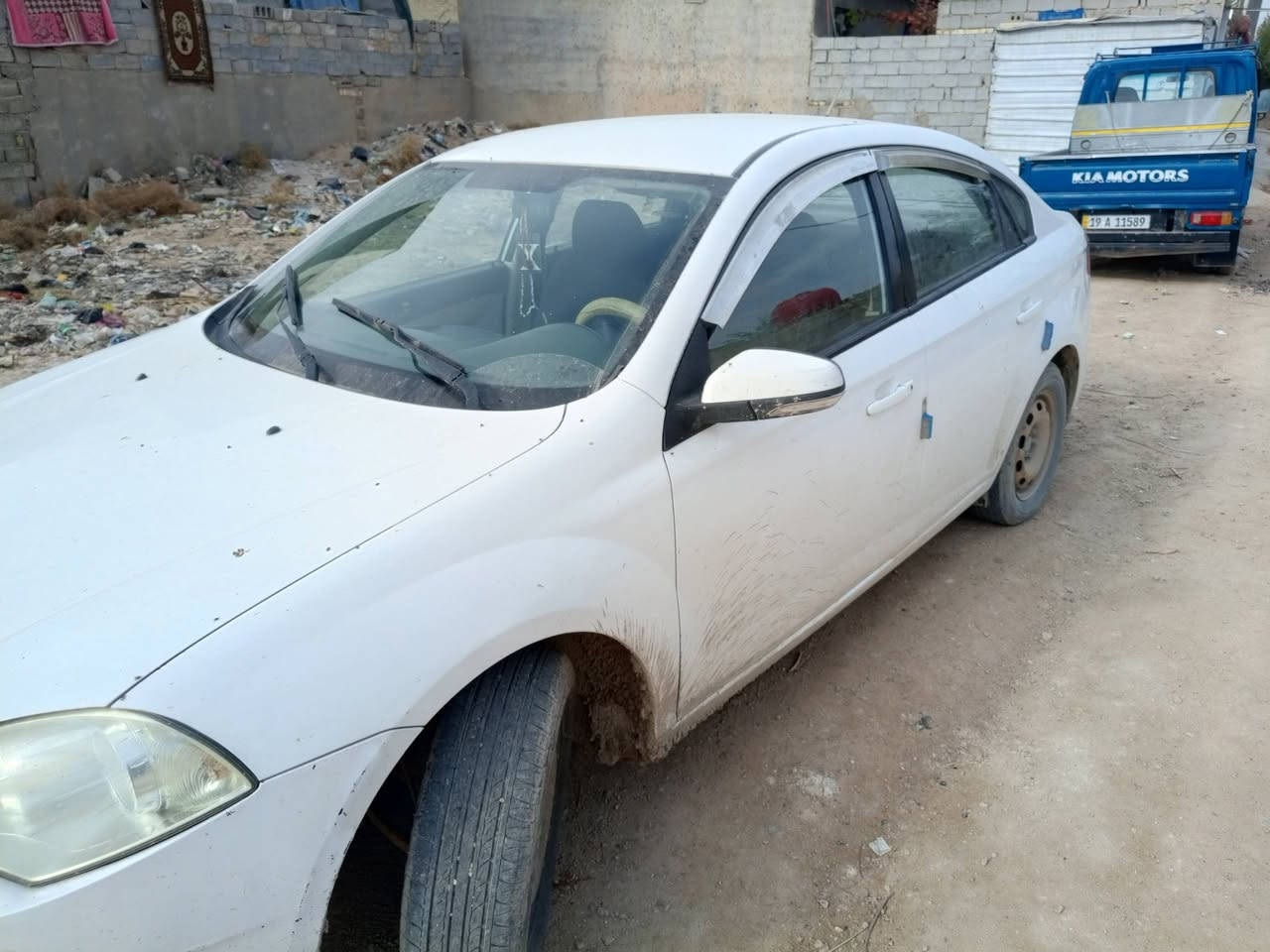 السلام عليكم برلينس للبيع موديل 14 بيها قطعتين جاملق خلفي وباب الجنطه صبغ كير محرك وضع شركة سياره خير من الله بسمي هزه ماصاقطه تحويل ثاني يوم السيارة وصخه ماغاسلها السعر 60 وبيها مجال/***********
