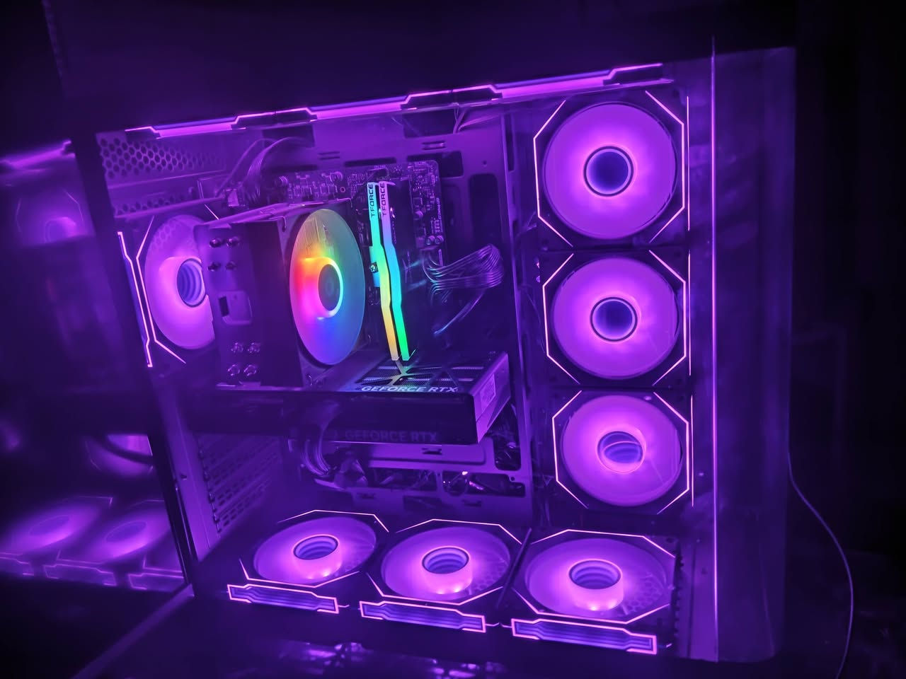 تجميعة فول نظافة 100 بمليون و 800 الف فقط مواصفاتها تشغل فور كي وانت مرتاح رقمي مراسلة واتساب او اتصال براحتك  ***********
I5 14400F
H610 MSI PRO
FAN DEEPCOOL AG 400
Rtx 5070 INNO3D DUAL 12G OC
Ram 16g 3600HZ T-FORCE RGB 
M.2 1tb WD GEN4 
Ssd for windows 10 pro 128g
Pus 750w DEEPCOOL 
CASE 10 fan
