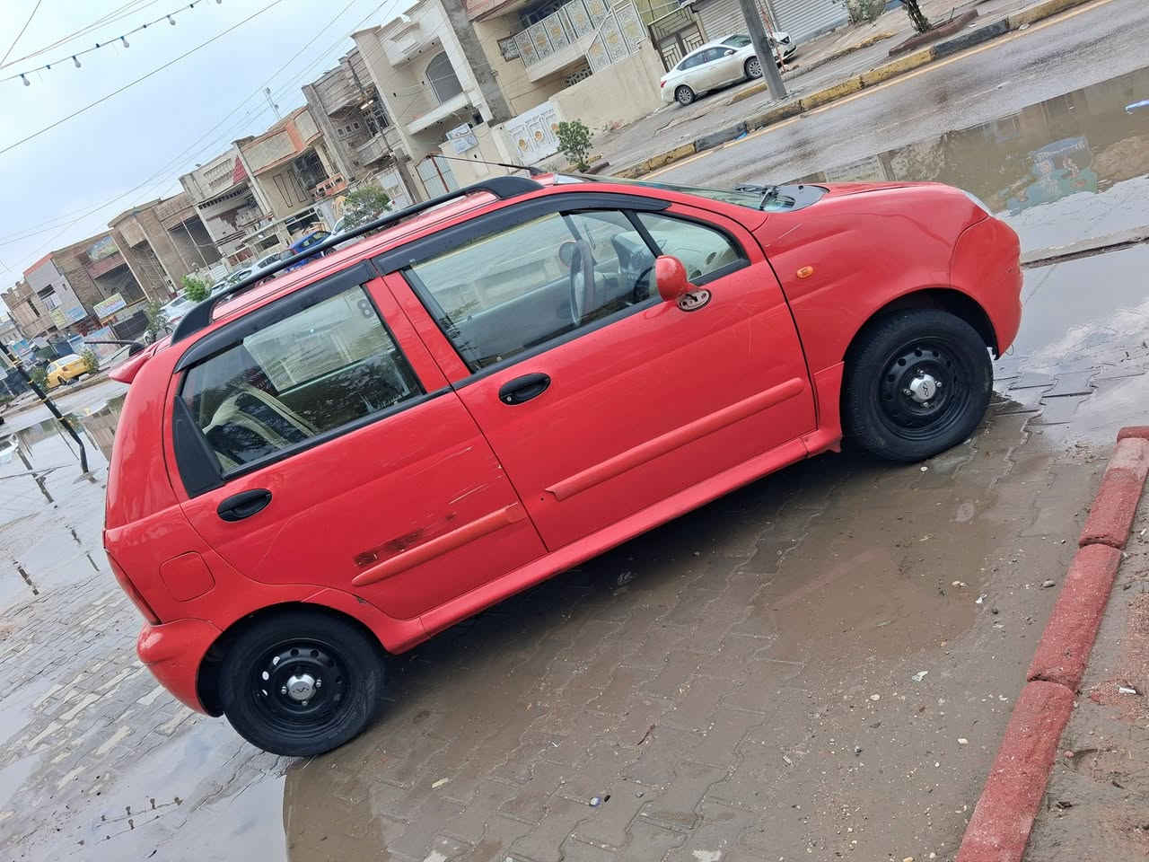 كيوكيو موديل 2012. سياره جيده. حلوه. مكينه 4 سلندر كير. اوتو.   سياره ماشيه ٥٥. نظيفه اي نقص مابيه.  تبريد ثلج صدر جديد مكينه جديده.  كير جديد.  بغداد نكليزي.  مكاني بغداد الشعب.  السعر.   ٣٢.  وبيه مجال.  *********** اتصل. اني مكلف بل نشر
