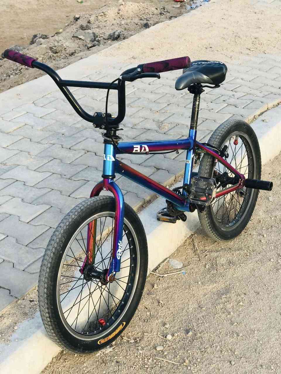 سلام عليكم BMX للبيع السعر 150 مكاني بصره دير نشوه ***********
