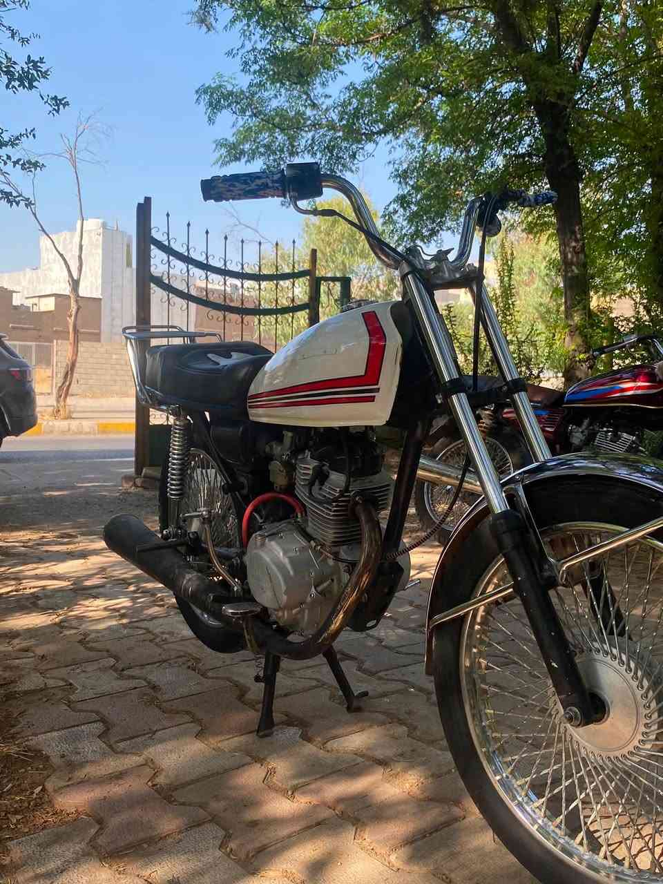 سلاوی خواتان لێبێ لەبەر بێوەعدی موشتەری دای ئەنێنۆ   ئەم ماتۆرەمان هەیە بۆفرۆشتن بەشەرتی هەمو شتی بەشەرتی قوەت ئەو یەمی فول سەنتەرە شەنسی درزو لەحیمی نیە هەمو گیانی تازەیە جوتی ویلی تازەی لەسەرە پاشکۆو کوشنی تازەیە  سەوتی تیانیە سەرفوە  دوکەڵی نیه 

شۆێن: سلێمانی 
سعر:300مەعمەلەیە برایانە
رەقەم:***********
ئەدمینی گوڵ🖤
