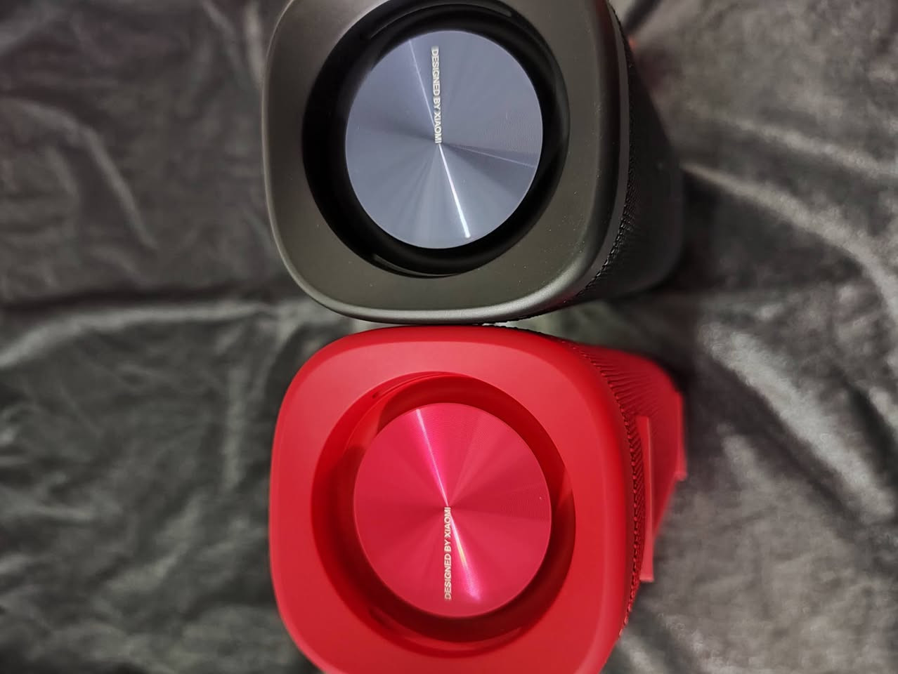 متوفر سبيكرات شاومي قطعتين جدد لوك بس بدون كراتين الحلو بيهن نفس موديل يعني تكدر تربطهن سوء ويخرجلك صوت واحد قدرة سبيكر واحد 30 واط يعني إذا تشغلهن ثنينهن 60 واط بطارية 20 ساعه كلش زين صوت نقي واضح وعالي اعتبره منافس قوي لسبيكرات جيبئل سعر قطعتين 80 سعر نهائي بدون عملة توصيل موجود كل 🇮🇶 العراق


**إذا كنت صاحب هذا الإعلان وتريد حذفه لأي سبب، رجاءا أرسل رسالة إلى الدعم الفني**