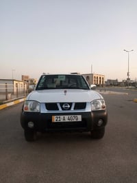 نيسان پيكاب • ٢٠٠٧ • چەمچەمال