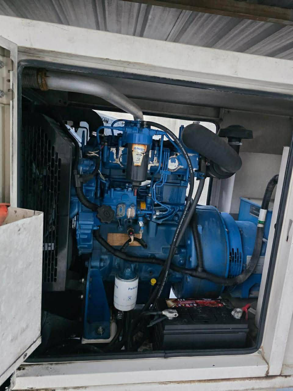 مولده بيركنز اف جي ولسن 30كيفي مولده بعده جديده مشتغله 800ساعه رقم صاحب المولده *********** مصطفى بيته بلعبيدي بغداد سعر 50ورقه وبيه مجال
