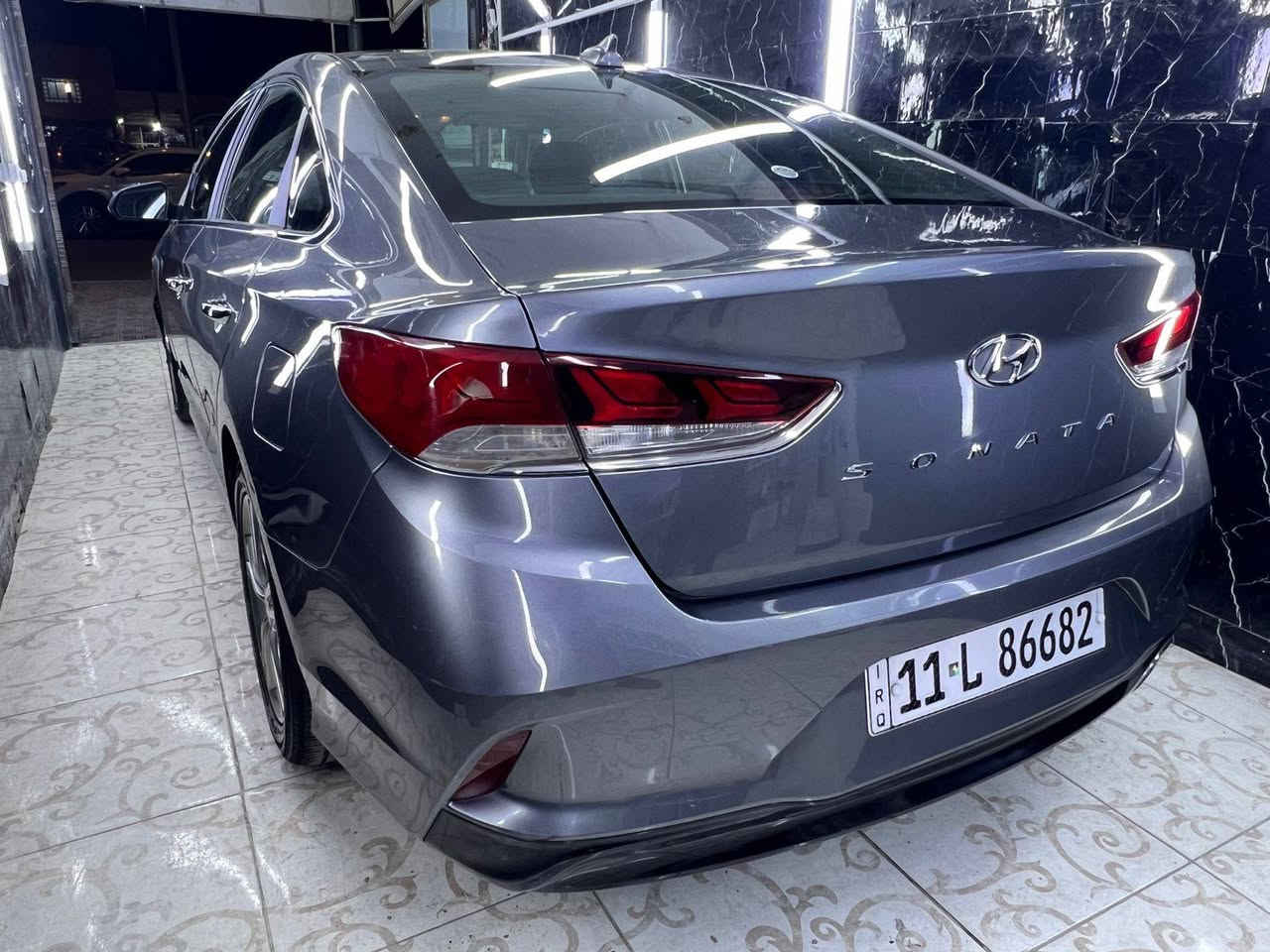 هيونداي سوناتا 2019
فول عده البانوراما 

وارد أمريكي

المحرك: 4 سلندر 2400cc GDI

العداد: 79 مايل 

اللون: رصاصي 

رقم السيارة: بغداد انكليزي 

مداور: ثاني يوم

المواصفات:

شاشة كبيره 

كاميرا خلفية

تحكمات ستيرن

رادار جانبي

نقطة عمياء

ويل كب

كشنات مخمل 

كشنات كهرباء 

كشنات تدفئه 

استيرن تدفئه 

بصمه تشغيل 

ابواب بصمات 

الملاحظات:
حادث أمريكا: الصور داخل المنشور 
البنيد ودعاميه 
السياره مسويلهه نانو سيراميك 
📍 مكان السيارة: كربلاء

📞 رقم الاتصال: ***********

🔴 السعر : 140 $ وبيها مجال
