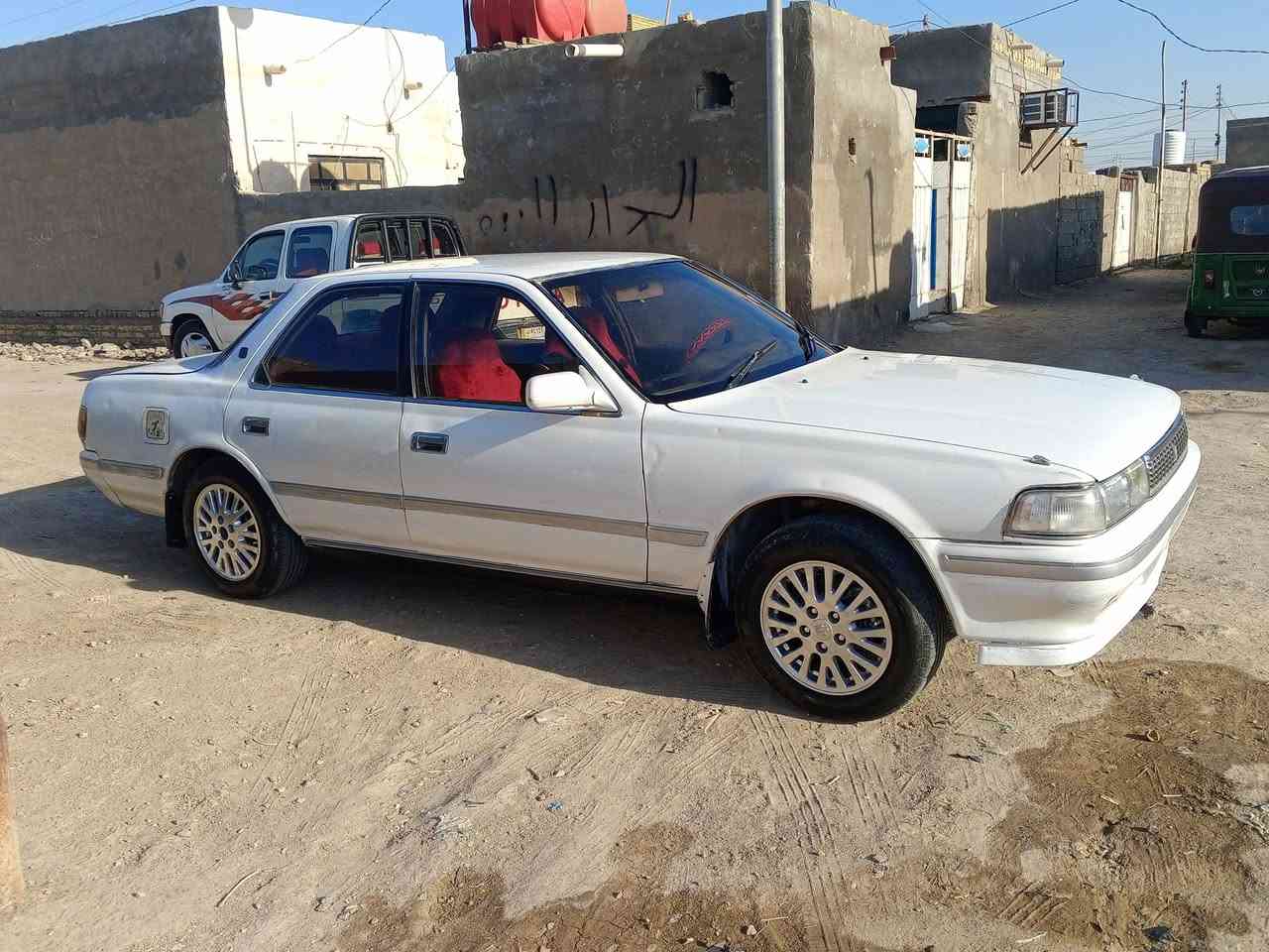 السلام عليكم كرسته مسطرة للبيع 1991سياره مكفوله من كص ومن نقل جثه ومن عيب الشرعي ومن الضربة مكفولات رقم واسط بسمي سنويه جديده مشروع وطني تحويل ثاني يوم كهربيات كله شغاله تخم تاير جديد باتري جديد سلف جديد دوشمه جديد كاعيات جديد دواخل حلوه كله جديد العنوان ذي قار قضاء الرفاعي السعر 40وبيها مجال اني مكلف بالنشر اتصل على الرقم ***********
