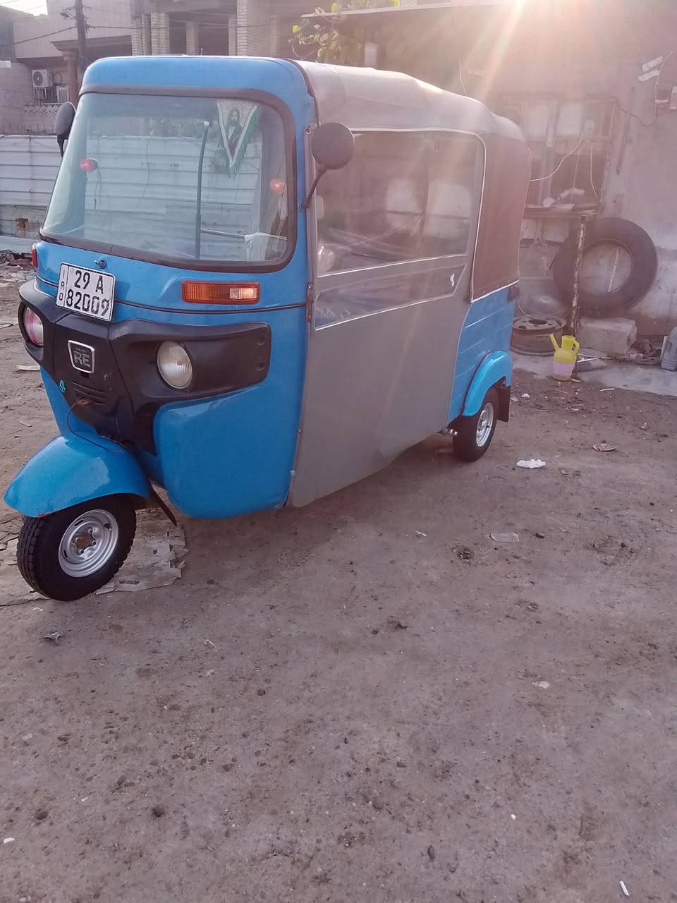 سلام عليكم تكتك لبيع موديل 20مكينه كفاله  عامه مكان بغداد دوره رقم الهاتف ***********
