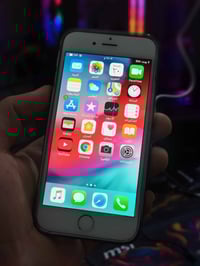 ايفون ٦ • ٦٤ جيجا • بطارية ٩٠٪