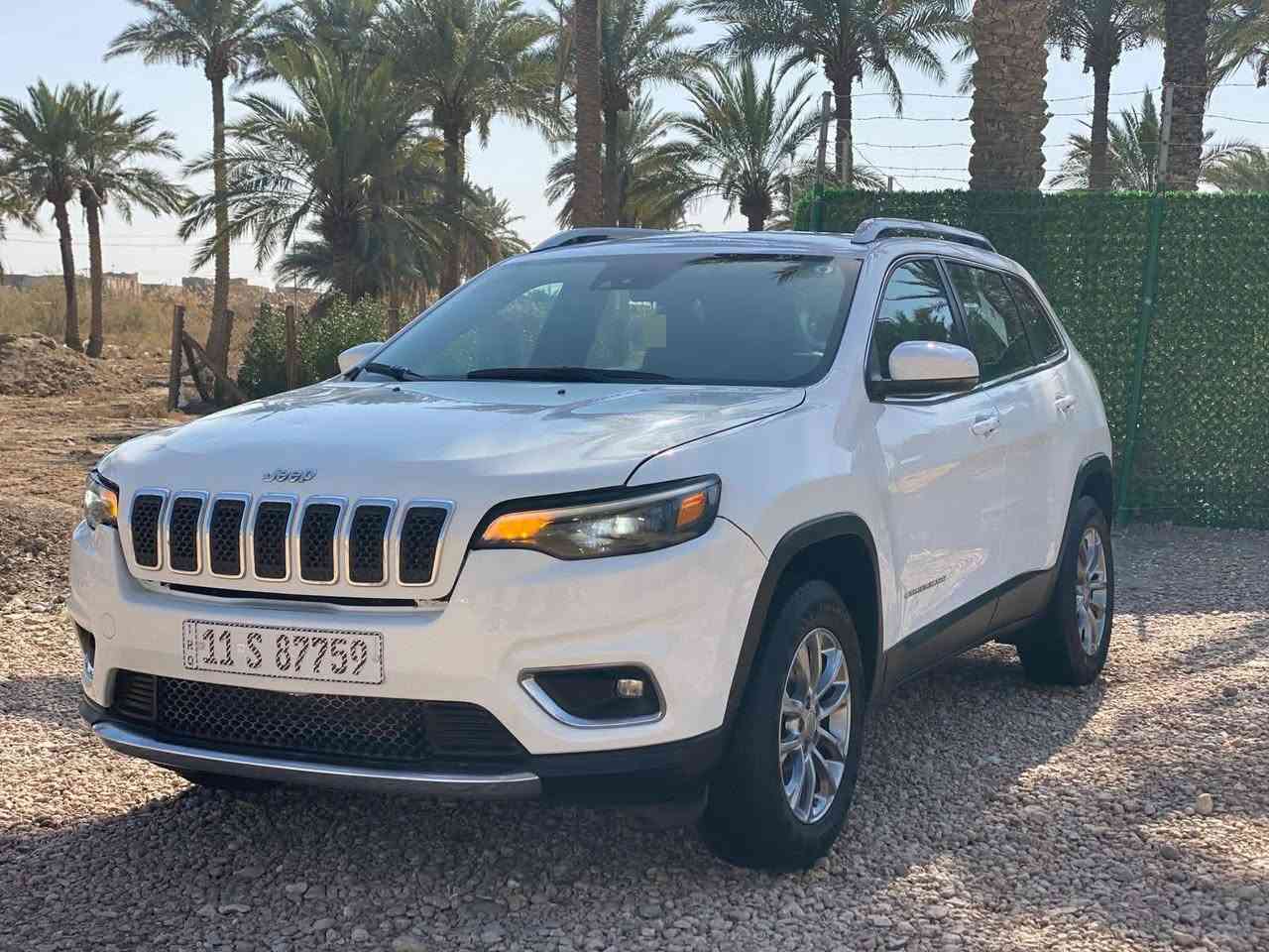 السلام عليكم للبيع او الامراوس بسياره كوريه فقط وانطي فرق عادي جيب شيروكي بزون 2020 لمتد بلاص سياره بسمي رقم بغداد إنكليزي لمتد بلاص فول مواصفات عده البنراما
1 تشغيل عن بعد
2 رادرات 
3 مري هيتر + اشاره بل مرايه 
4 بصمات ابواب عدد 2 
5 كشنات جلد تدفئه تبريد 
6 شاشه + كامره دواره 
7 توقف ذاتي 
8 سايد بريك كهربائي 
9 حساسات خلفيه 
10 لد امامي خلفي زنون 
11 كير ماوس 4 وضعيات 
12 كير 9 نمر 
13 فور ويل
السياره جديده المعنى الكلمه ماشيه 84kmالف السياره جاهزه للأخير من جميع النواحي مكينة 2000 تيربو لا تنقيص ولا تبخير امبدل نص مكينه جديده حادثه بنيد امبدل ومصبوغ وجاملغات املاونيهن فقط بدون معجون ودواخل السعر 122 وبيها مجال للشراي وماكو هيج سعر  
عنوان السياره بابل قضاء القاسم 
*********** حلة, بابل
