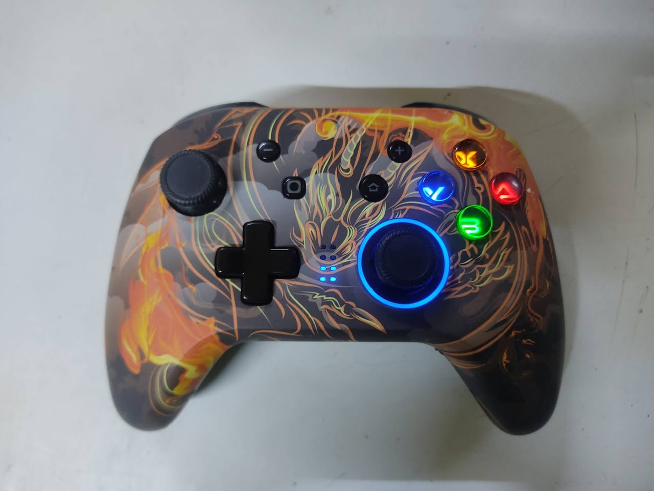 جويستك نينتيندو سويج ماركة EasySMX مستعملة قليل جدا بدون كارتونة فقط الجويستك والكيبل
تفاصيل واضحة بالصور 
السعر 10 الاف
متوفر توصيل لجميع محافظات العراق


**إذا كنت صاحب هذا الإعلان وتريد حذفه لأي سبب، رجاءا أرسل رسالة إلى الدعم الفني**