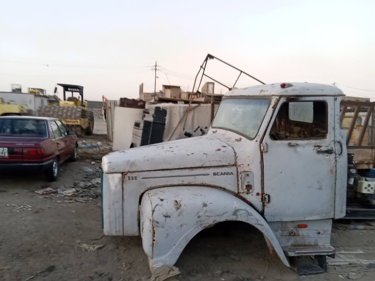 للبيع
المكان بغداد مدينة الصدر 
كسره وعطش 
***********
