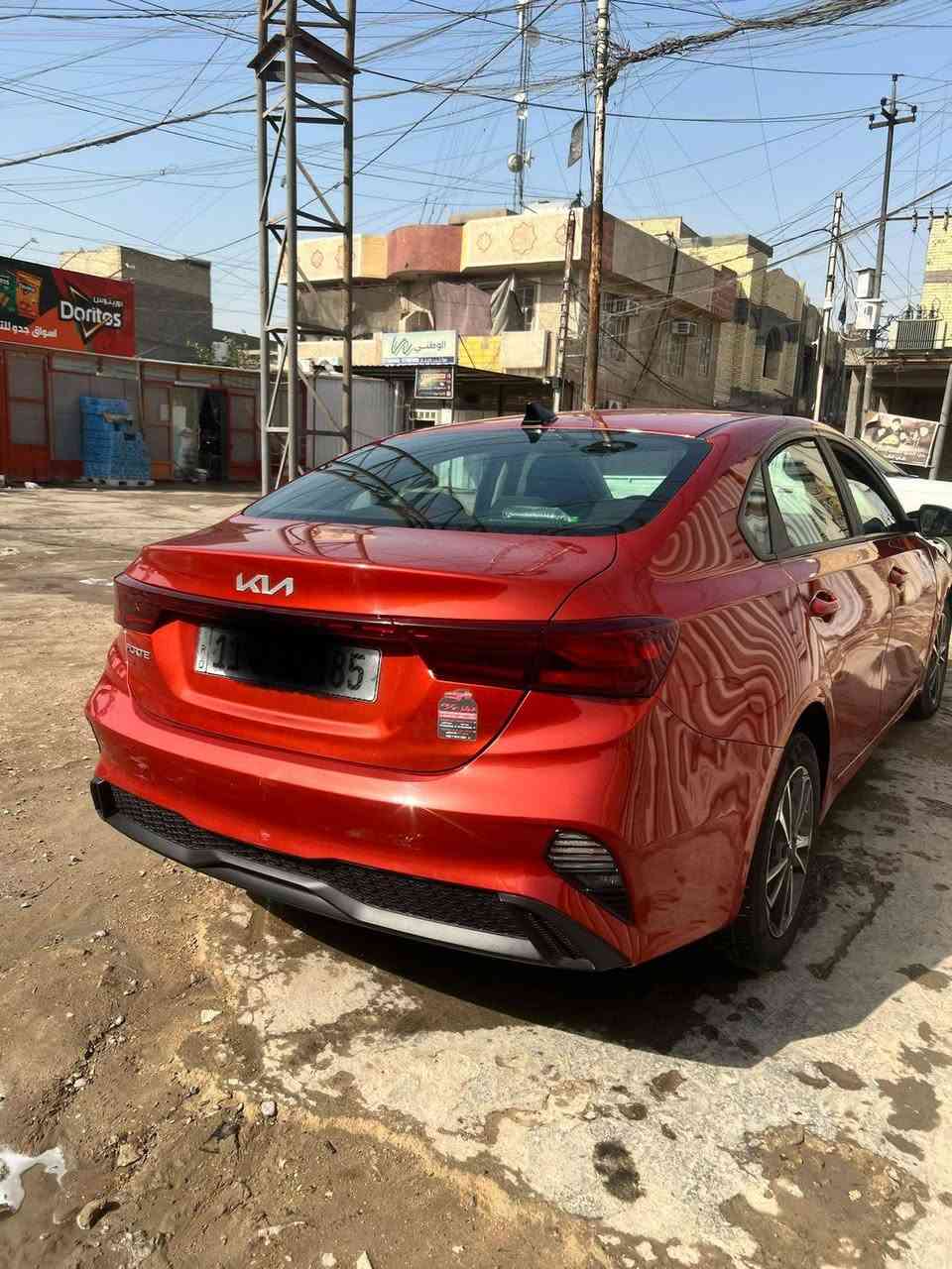 السلام عليكم
فورتي 23 امريكي رقم بغداد رقم وسنوية جدد 
لون مشمشي 
ماشيه 25 
السعر 1٣٣$ قابل للتفاوض ... 
المواصفات 
فول تحكم ستيرن
شاشه 
رادار 
حساسات
مود درايف 
مانع انزلاق
نقطه عمياء
توقف ذاتي 
مكاني  بغداد البلديات 
الرقم *********** 
متوفر خاص
