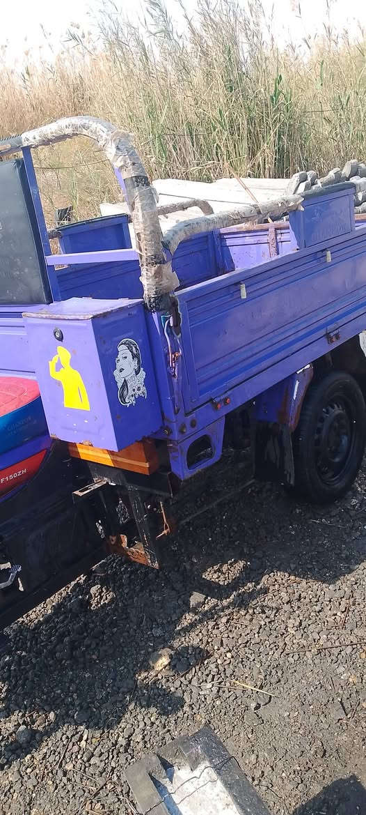 ستوته للبيع موديل 2019 نظيفه كلش 1,600 وبيها مجال اوراق وصولي
وتساب موجود
 ***********
