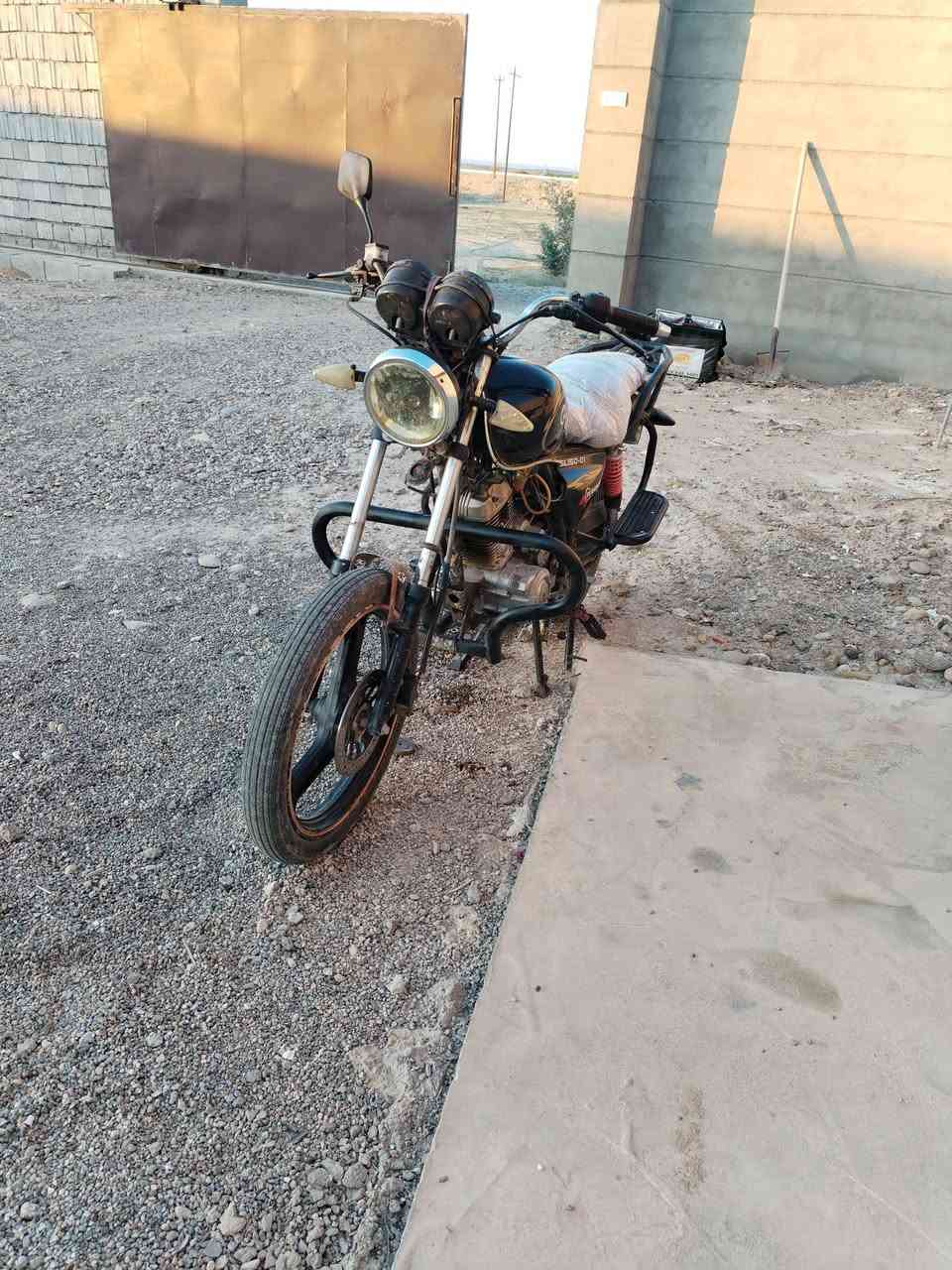 للبيع هيوشه موديل 2020 محرك شرط السعر 300 بيه مجال *********** مكلف بل نشر
