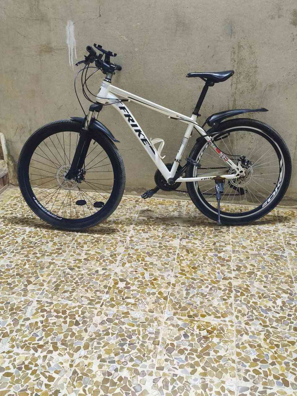 للبيع سعر 60 قفل


**إذا كنت صاحب هذا الإعلان وتريد حذفه لأي سبب، رجاءا أرسل رسالة إلى الدعم الفني**