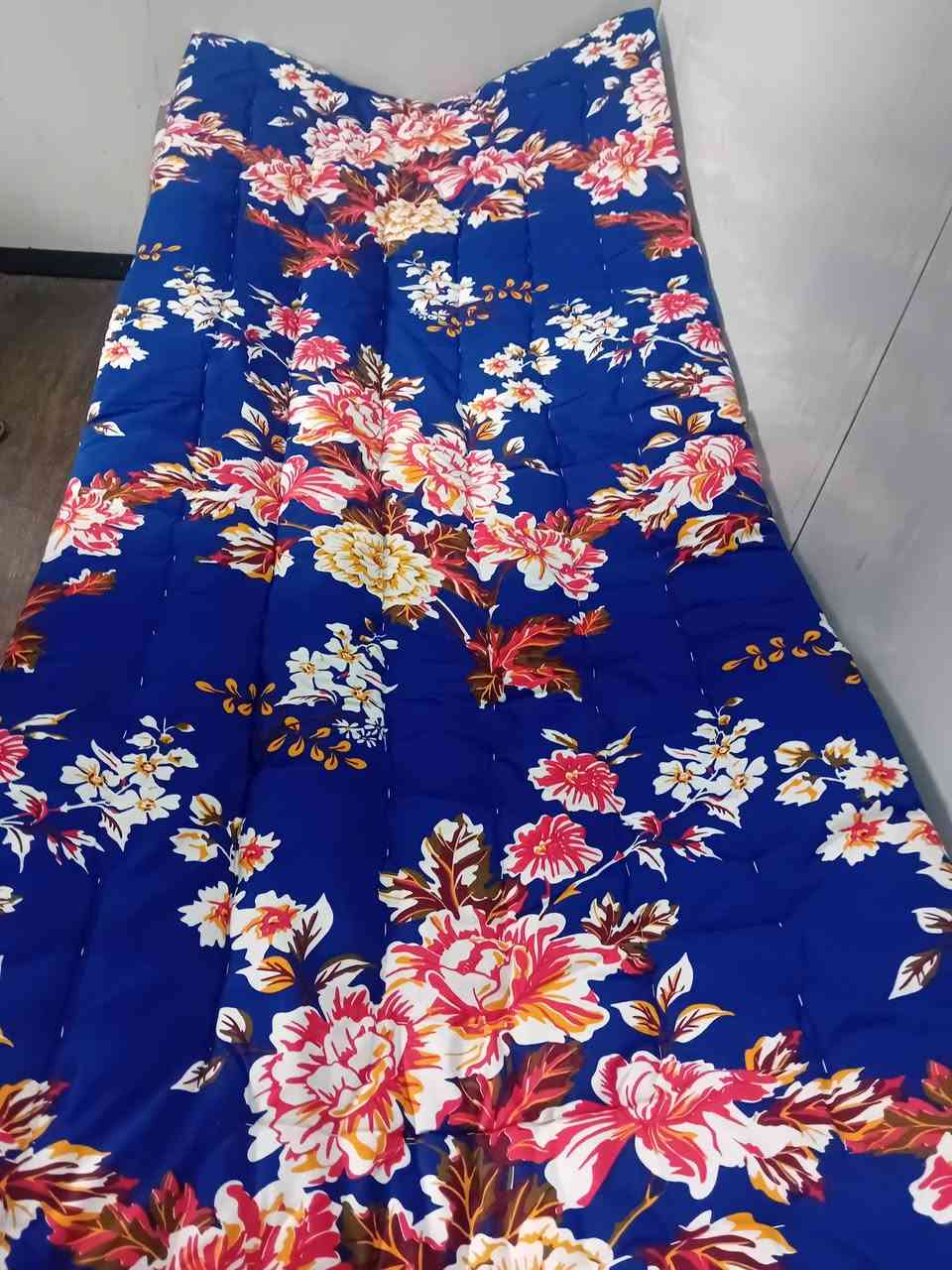 السلام عليكم جودليات ديوان١٤قطعه جدد سعر القطعه ٨الاف


**إذا كنت صاحب هذا الإعلان وتريد حذفه لأي سبب، رجاءا أرسل رسالة إلى الدعم الفني**