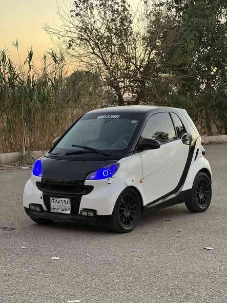 سمارت مؤديل 2011
3 پستني بةنزين
تؤماتيك 
فول فولة سةيارةكة 
دةعم و ليدراوي نية 
تةبريتة 
رةقةم هةولير سةنةوي اسلي لةگةلة رةقةمي داغراوة بة ئةوةليات دةفرؤشم 
لةشاري كؤيةم گؤرينةوة و قةردو قستم نية 
سحري 37 وةرةقةو مةجال 
***********
***********
