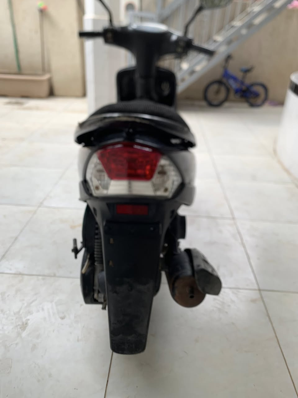 سلام عليكم ماكس منقولي كله بلاديه برقي ما مفتوح منه   قبل 3اشهر من  طلعت من الحويه مكان القرنه الشرش *********** سعر خاص
