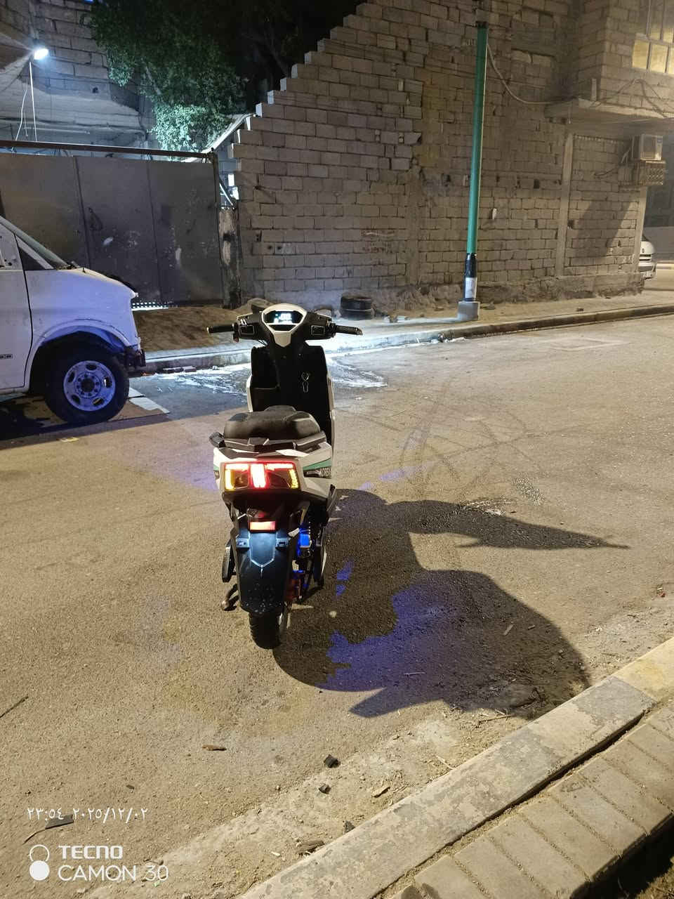 دراجه للبيع بدون شاحنه
ونقصها بريك كدام مكاني بصره 
السعر 300


**إذا كنت صاحب هذا الإعلان وتريد حذفه لأي سبب، رجاءا أرسل رسالة إلى الدعم الفني**